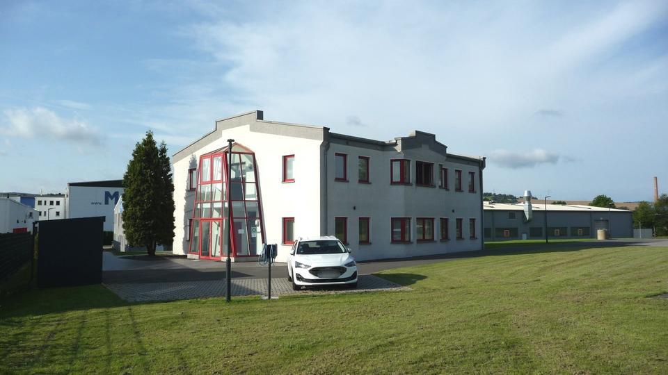 Repräsentatives Bürogebäude in Unterwellenborn zu vermieten! zimmer
