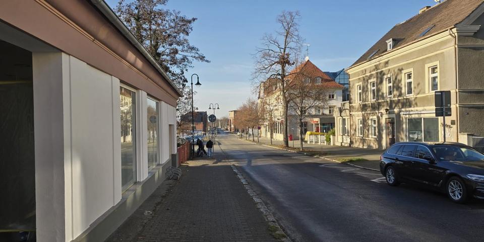 geräumiges Gewerbeobjekt im Stadtzentrum von Weißwasser zimmer