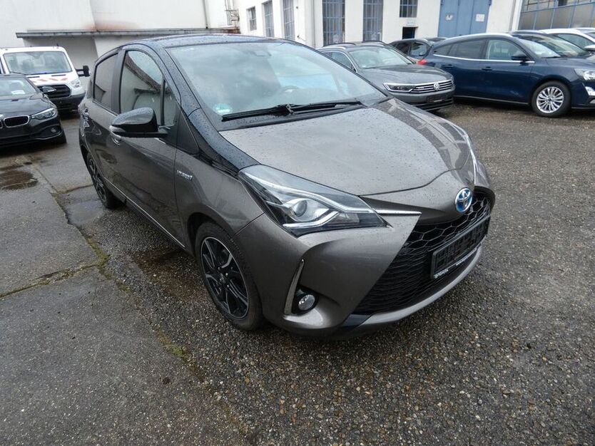 Yaris