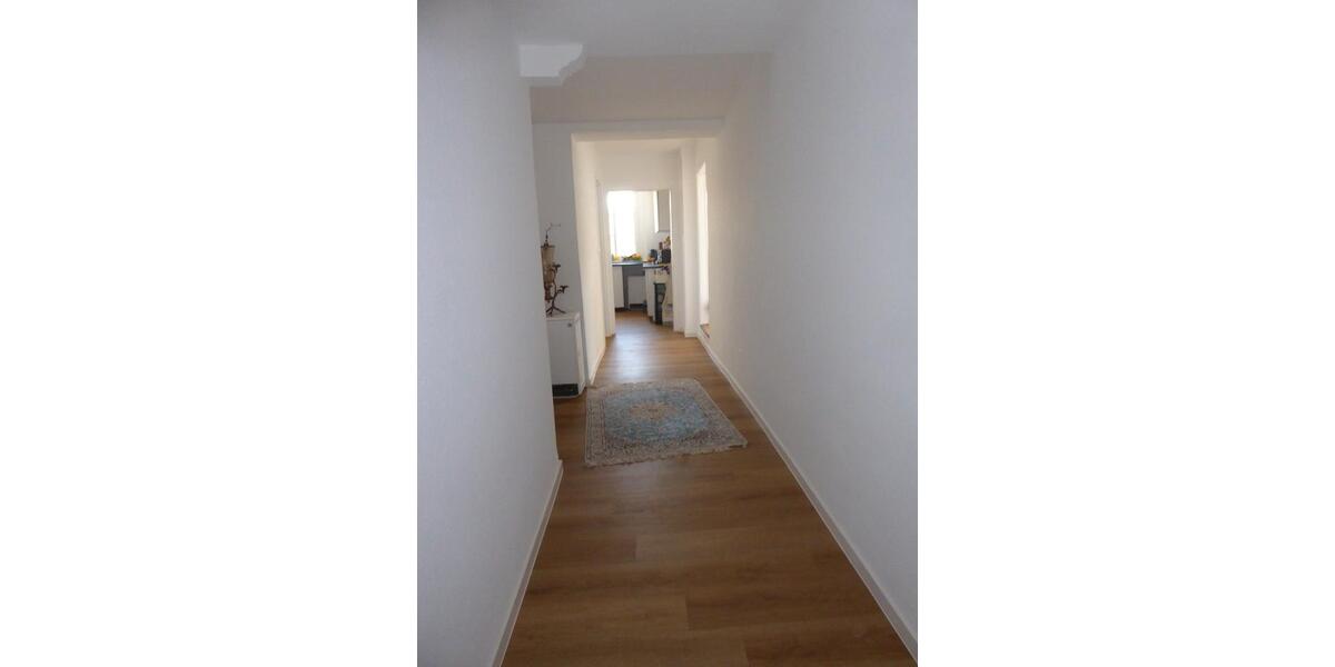 Etagenwohnung Gernsbach - 5 Zimmer, 145 m&sup2;, 1.375&euro; | Angebot:26137203