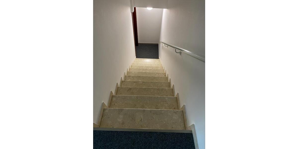 Büro-Praxisfläche zu vermieten zimmer