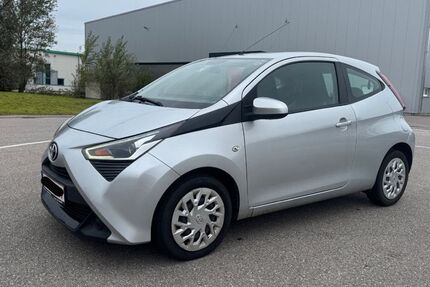 Toyota Aygo (X) 86.599 km 7.950 € Ottersweier 77833
