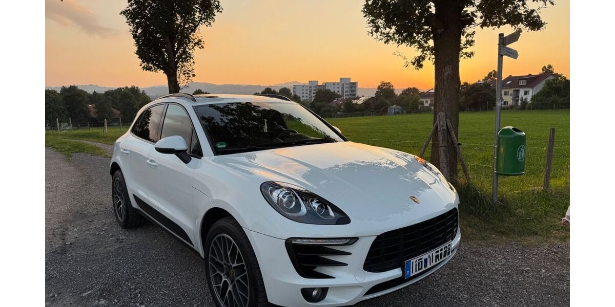 Porsche Macan 64.000 km 40.999 &euro; Kempten 87437