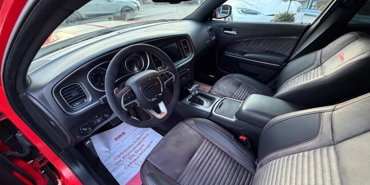 Dodge Charger 5.7 V8 HEMI R/T SRT 107.700 km 24.999 &euro; Rudolstadt 07407