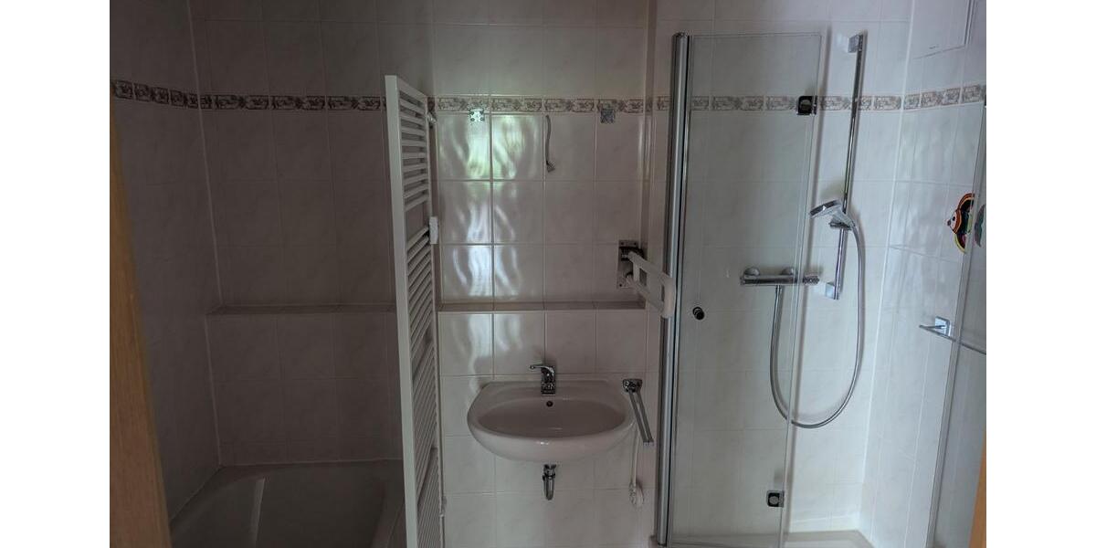 Etagenwohnung Freiberg - 2 Zimmer, 65 m&sup2;, 750&euro; | Angebot:26656203