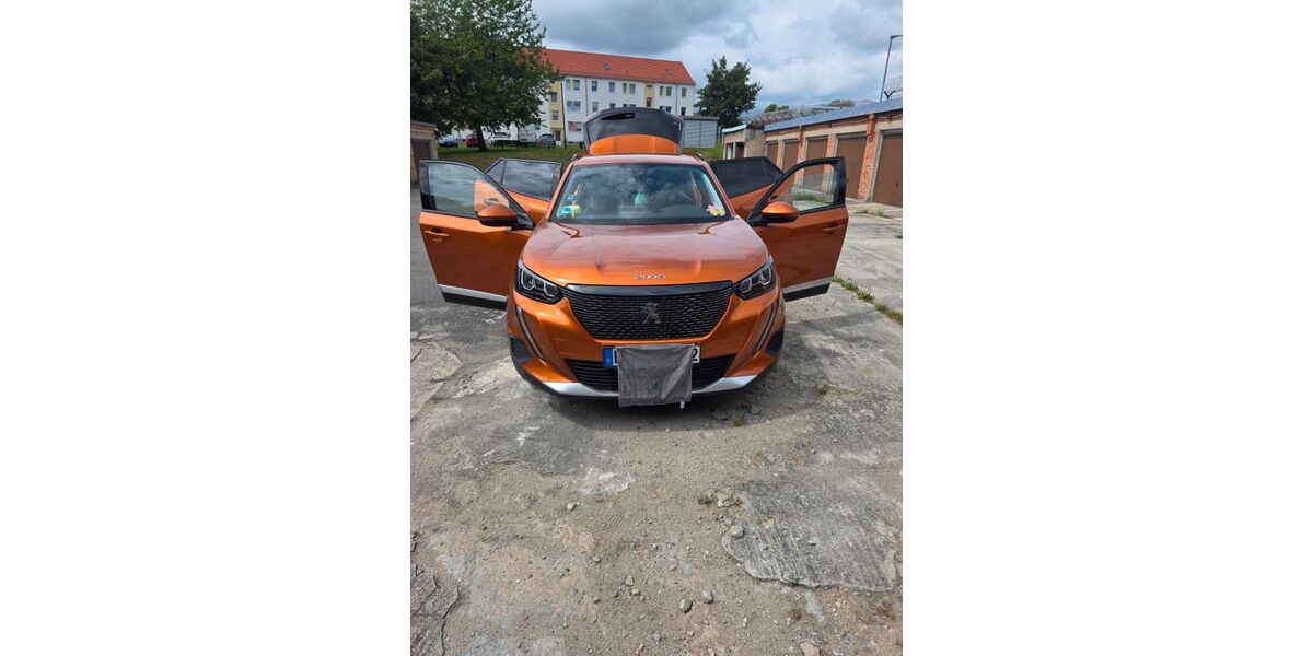 Peugeot 2008 84.000 km 17.000 &euro; Bützow 18246