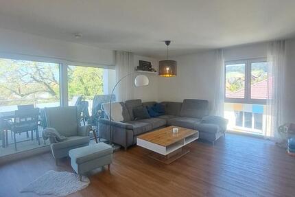 Wohnung Oberkirch - 4 Zimmer, 122 m&sup2;, 1.300&euro; | Angebot:26376210