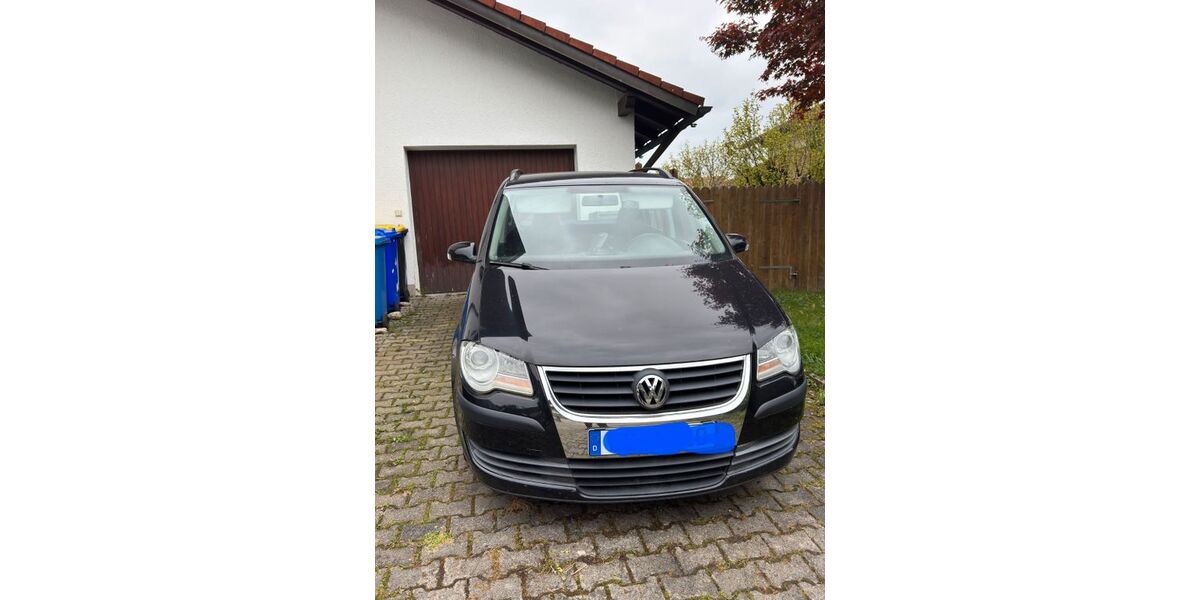 VW Touran 232.300 km 4.900 &euro; Simbach am Inn 84359