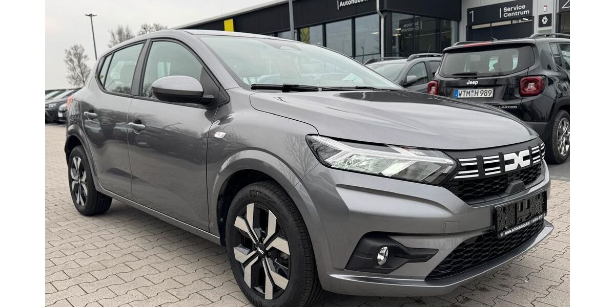 Dacia Sandero 7.300 km 18.990 &euro; Wiesmoor 26639