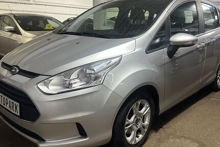 Ford B-Max 54.000 km 7.900 &euro; Hamburg 22117