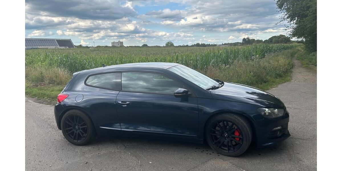 VW Scirocco 150.000 km 7.800 € Sankt Augustin 53757