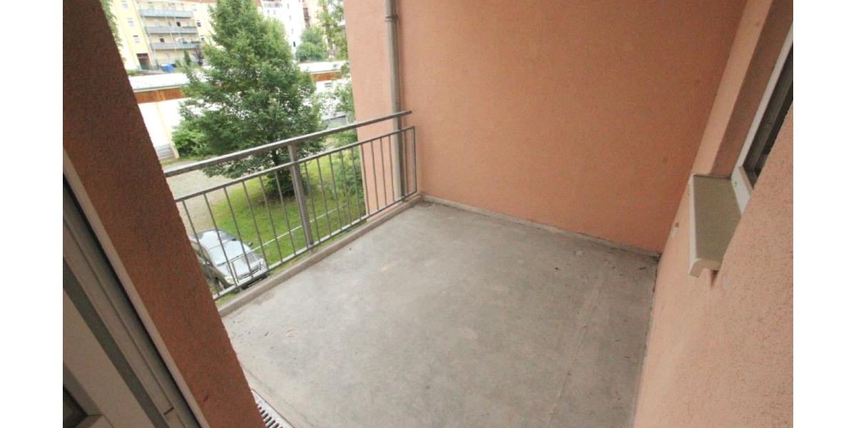 Moderne 2 Raum Wohnung mit Balkon und Aufzug - Nahe der Innenstadt - Etagenwohnung Gera Alt-Bieblach | Angebot:26882417