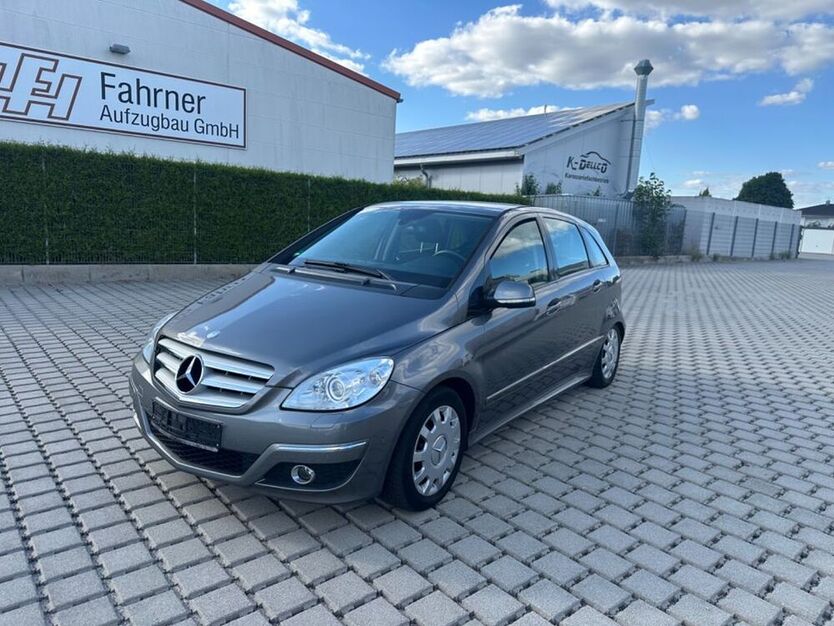 B 200