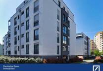 Charmante 4 Zimmer Wohnung mit Aufzug, Balkon und Tiefgaragenstellplatz