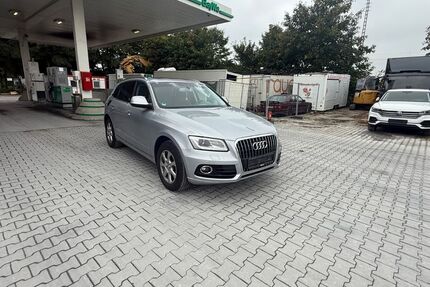 Audi Q5 219.782 km 9.999 € München 80933