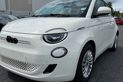 Fiat 500e 25.873 km 17.890 &euro; Alsdorf-Hoengen (bei Aachen) 52477