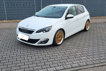 Peugeot 308 150.000 km 10.700 &euro; Esslingen am Neckar 73728