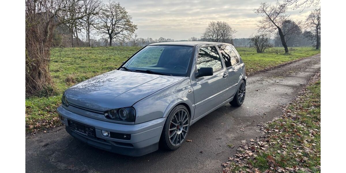 VW Golf 127.500 km 7.500 &euro; Lüchow 29439