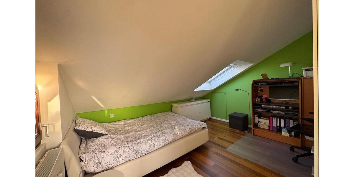 Dachgeschoßwohnung Stuttgart Birkach - 3 Zimmer, 72 m&sup2;, 339.000&euro; | Angebot:26162949