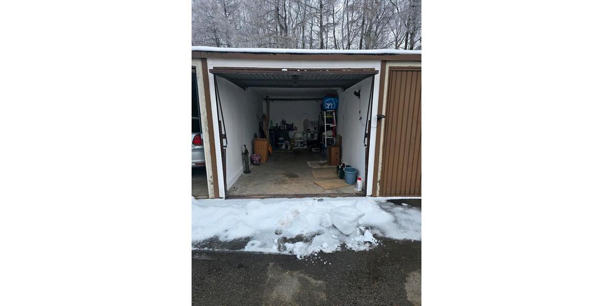Etagenwohnung Marsberg - 3 Zimmer, 76 m&sup2;, 75.000&euro; | Angebot:27044152