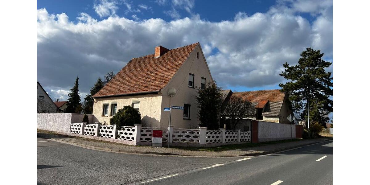 Einfamilienhaus Roßleben-Wiehe Wiehe - 5 Zimmer, 130 m&sup2;, 95.000&euro; | Angebot:26942121