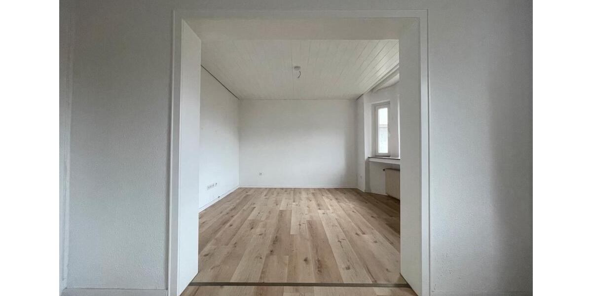 Erdgeschoßwohnung Ennepetal - 2 Zimmer, 74 m&sup2;, 720&euro; | Angebot:26338805