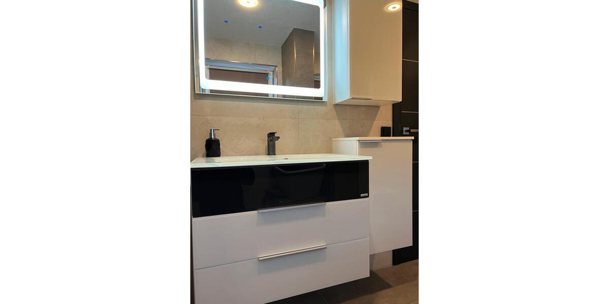 Moderne 3 -Zimmer-Wohnung mit Balkon in Heubach in zentraler Lage zimmer