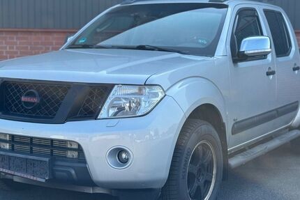 Nissan Navara 217.231 km 8.700 &euro; Neukieritzsch 04575