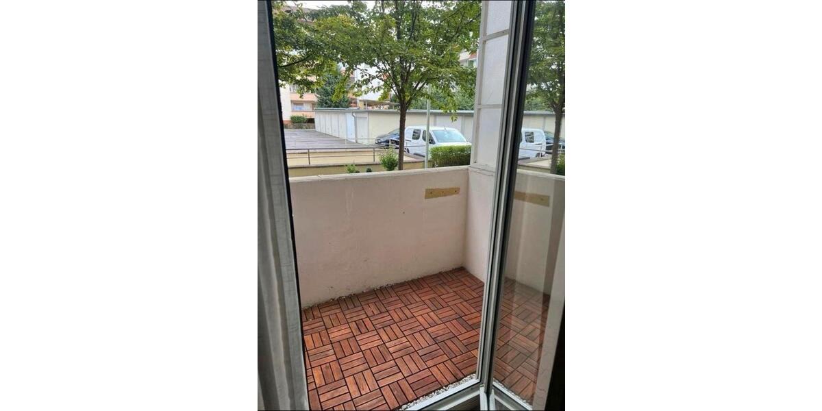 Gepflegte zwei Zimmerwohnung mit Balkon in Ludwigshafen Süd 2 zimmer