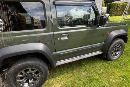 Suzuki Jimny 30.100 km 32.500 &euro; Tambach-Dietharz 99897