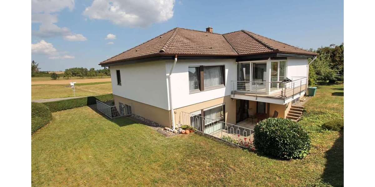 Einfamilienhaus Nagold - 8 Zimmer, 196 m&sup2;, 499.000&euro; | Angebot:26382734