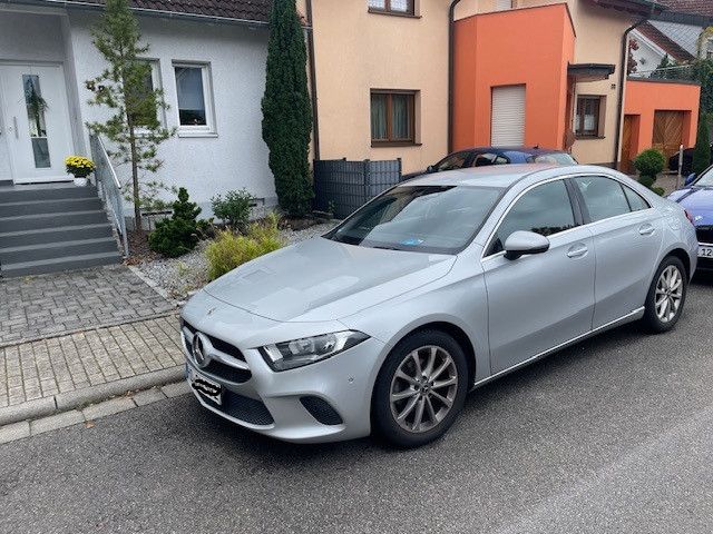 Mercedes-Benz A 180 77.270 km 22.999 € Reilingen 68799