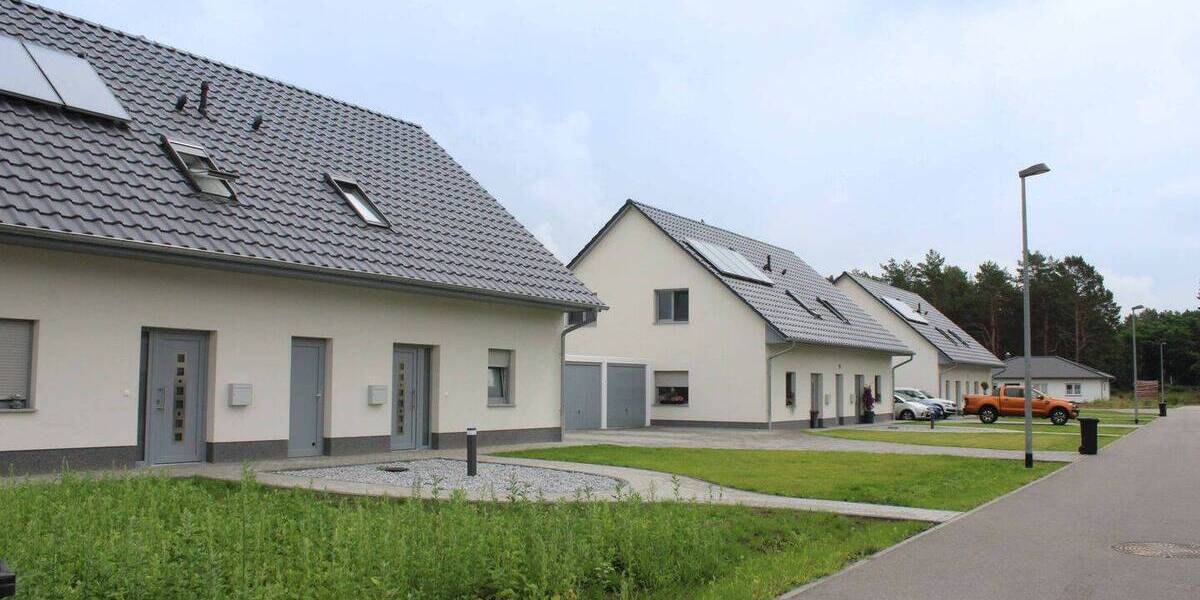 Doppelhaushälfte Cottbus Gallinchen - 4 Zimmer, 121 m&sup2;, 1.502&euro; | Angebot:25669696