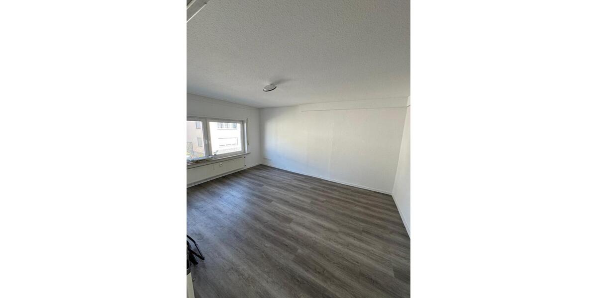 Etagenwohnung Sankt Augustin - 5 Zimmer, 132 m&sup2;, 2.000&euro; | Angebot:25803933