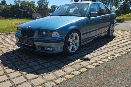 BMW 323 85.000 km 12.999 &euro; Rettenbach 93191