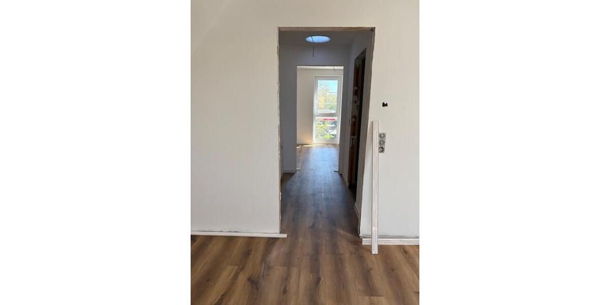 Reihenhaus Edewecht - 6 Zimmer, 121 m&sup2;, 1.695&euro; | Angebot:26336570