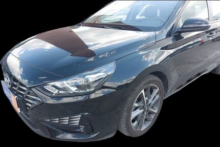 Hyundai i30 77.800 km 16.100 € Allendorf Eder 35108