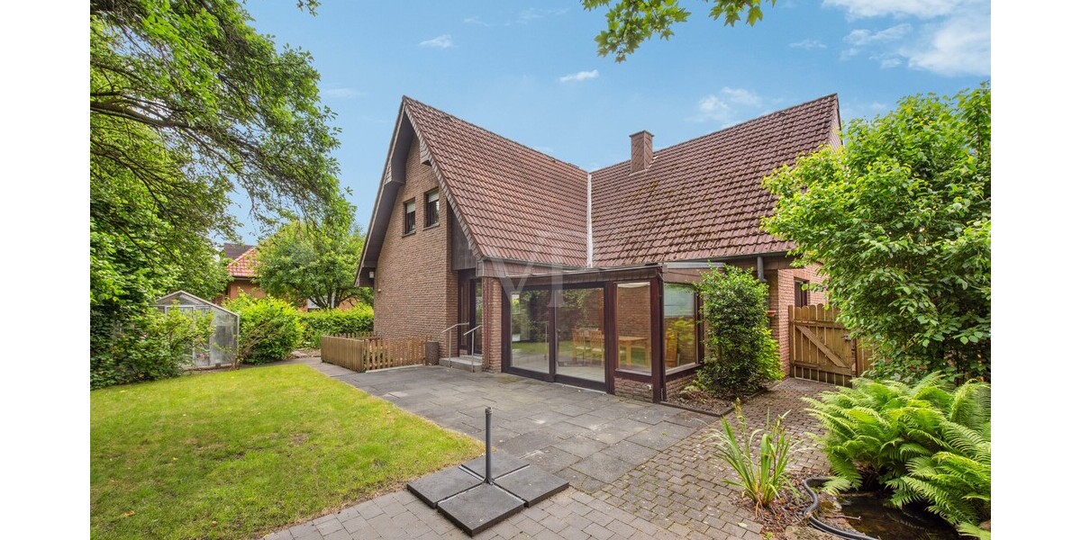 Vielseitiges Zweifamilienhaus mit tollem Garten – Wohnen & Gestalten nach eigenen Vorstellungen! 7 zimmer