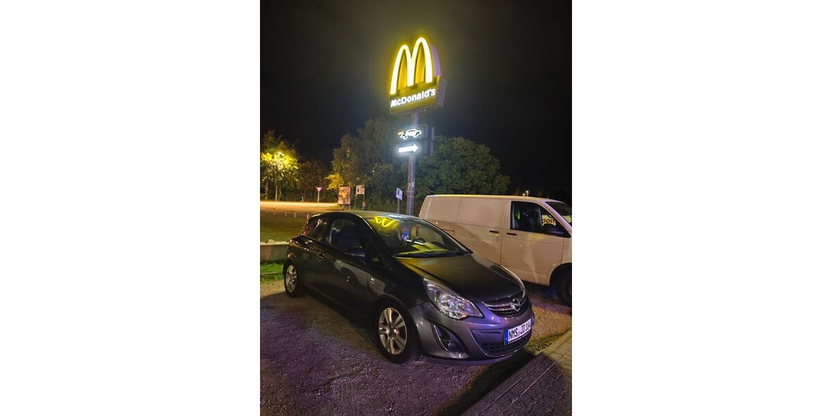 Opel Corsa 144.600 km 3.500 &euro; Neumünster 24536