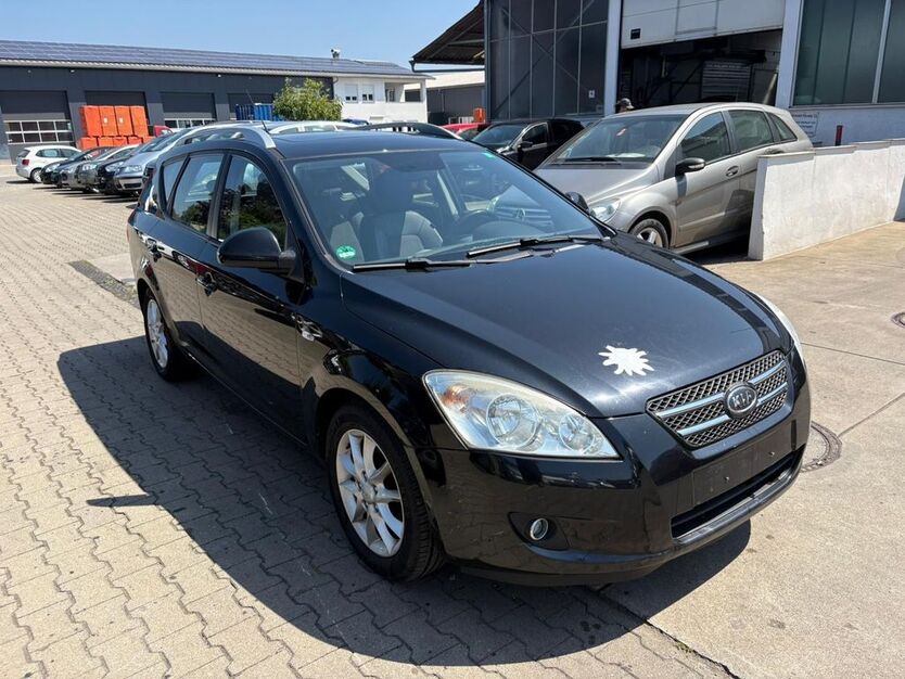 Kia ceed / Ceed 270.000 km 999 € Baindt- Schachen 88255