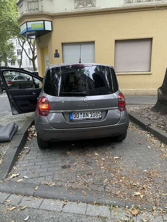 Renault Modus 249.506 km 1.800 € Dortmund 44135