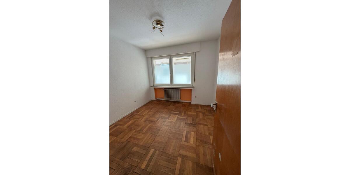 Erdgeschoßwohnung Brilon - 4 Zimmer, 120 m&sup2;, 1.100&euro; | Angebot:25405178