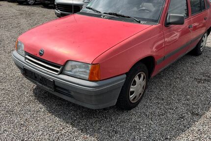 Opel Kadett 185.000 km 1.490 &euro; Augsburg 86167