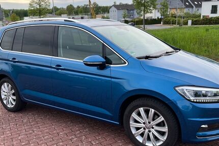VW Touran 115.000 km 17.900 &euro; Weiden 92637