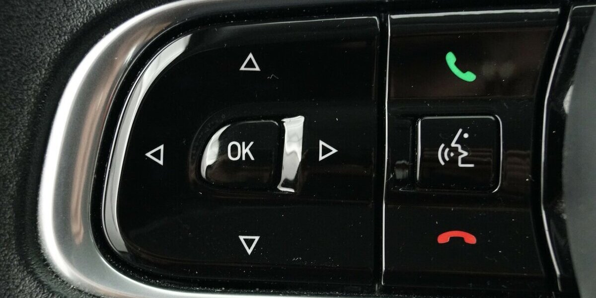 Fiat 500e Action Carplay Android Automatik 23.600 km 12.600 &euro; Lich 35423