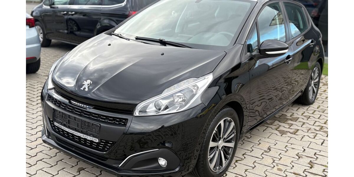 Peugeot 208 99.470 km 7.999 &euro; Schifferstadt 67105