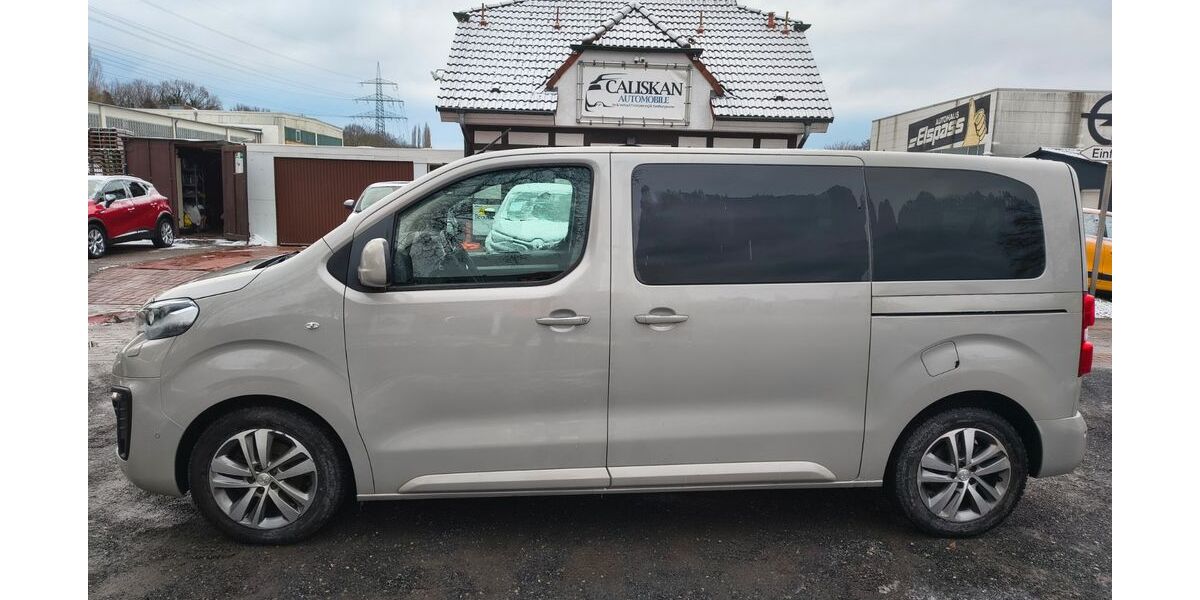 Peugeot Traveller 129.200 km 26.999 &euro; Dinslaken 46539