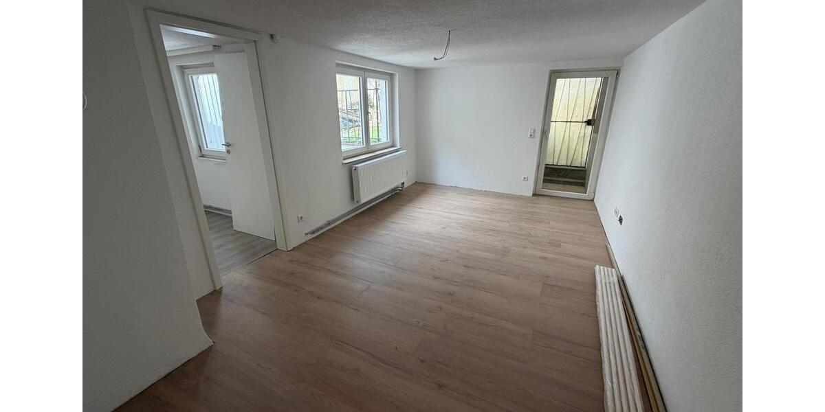 Doppelhaushälfte Heidenheim an der Brenz - 4 Zimmer, 120 m&sup2;, 1.100&euro; | Angebot:25831361