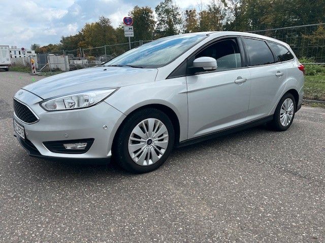Ford Focus 225.000 km 3.199 € Köln 51063