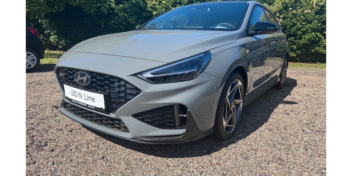 Hyundai i30 2.000 km 28.970 &euro; Koblenz 56072